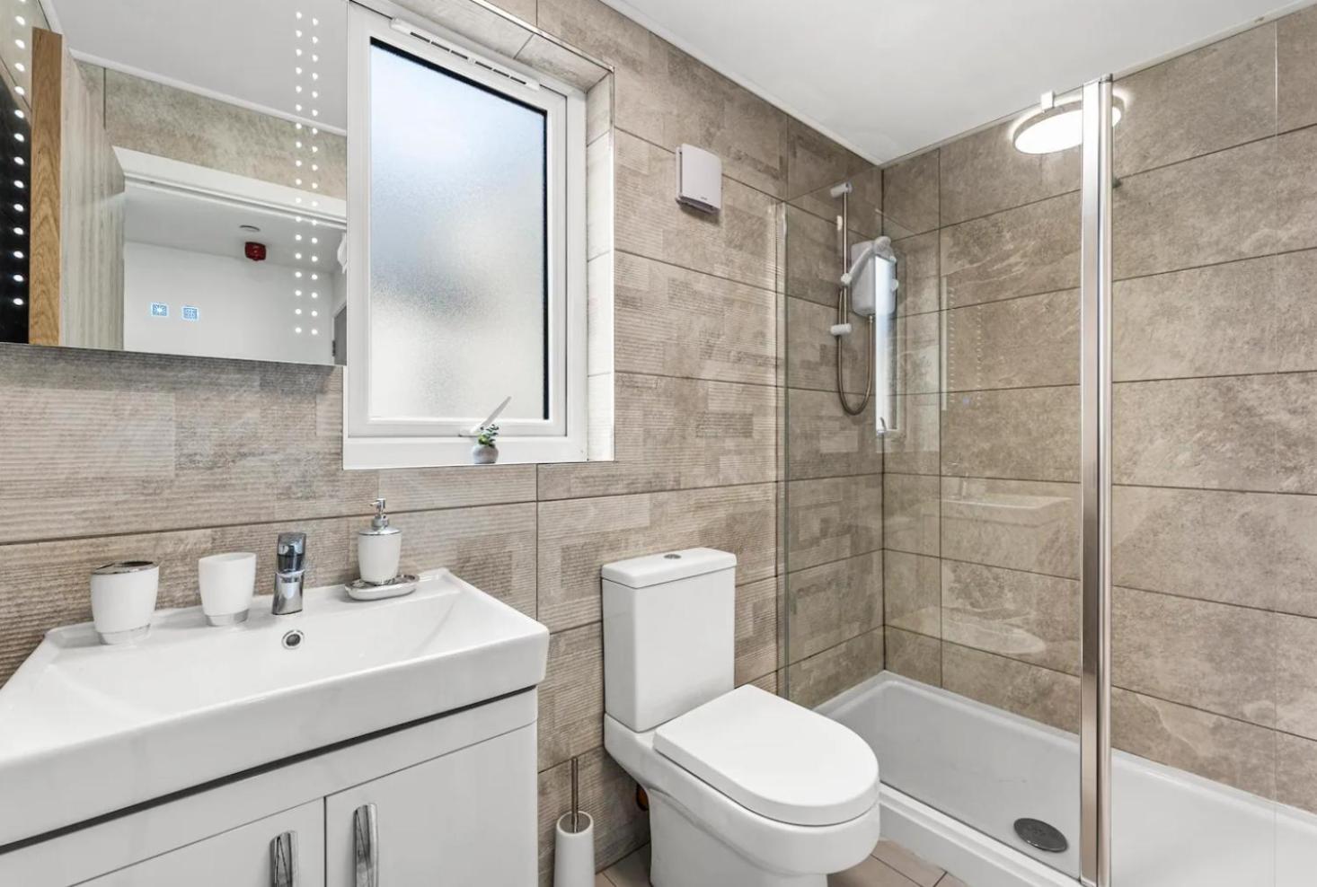 A Stylish Luxury 2 Bedroom Duplex Apartment Cardiff Zewnętrze zdjęcie